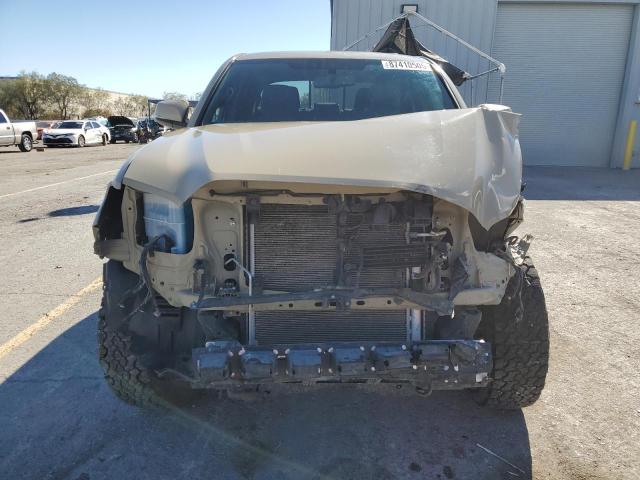 3TMCZ5AN2HM050238 - 2017 TOYOTA TACOMA DOUBLE CAB TAN photo 5