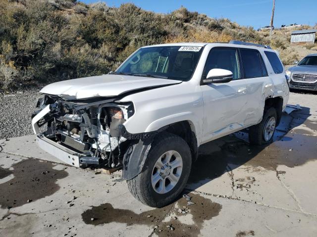 2016 TOYOTA 4RUNNER SR5/SR5 PREMIUM, 