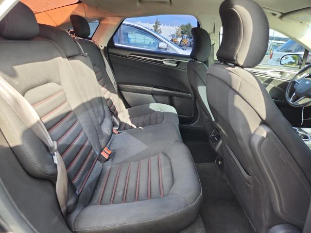 3FA6P0HD4GR196084 - 2016 FORD FUSION SE ნაცრისფერი ფოტო 10