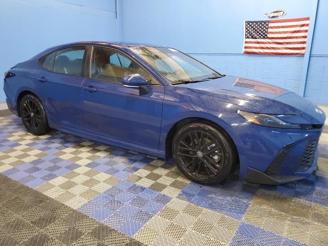4T1DAACK7SU090742 - 2025 TOYOTA CAMRY XSE BLUE photo 4