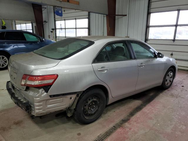 4T1BF3EK9BU143247 - 2011 TOYOTA CAMRY BASE Srebrny zdjęcie 3