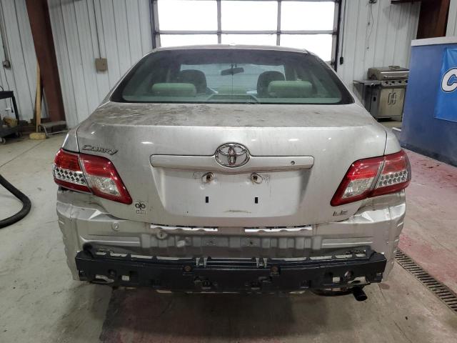 4T1BF3EK9BU143247 - 2011 TOYOTA CAMRY BASE Srebrny zdjęcie 6