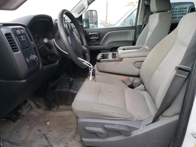 1GC4KYCYXJF180548 - 2018 CHEVROLET SILVERADO K3500 Weiß Foto 7