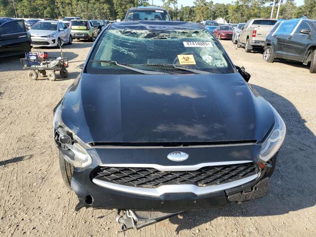 3KPF24AD0KE120954 - 2019 KIA FORTE FE Schwarz Foto 5