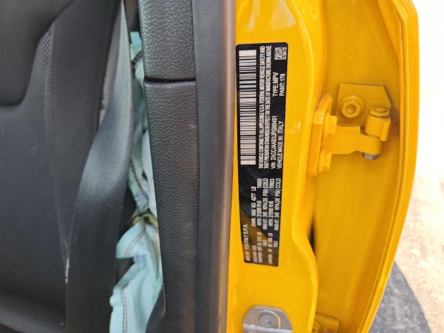 ZACCJAAB3JPG88491 - 2018 JEEP RENEGADE SPORT Gelb Foto 13