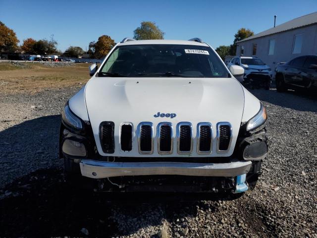 1C4PJLCB0GW338726 - 2016 JEEP CHEROKEE LATITUDE WHITE photo 5