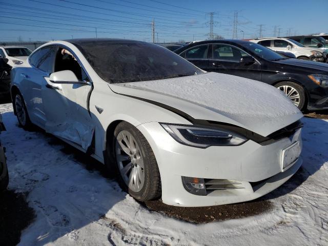 5YJSA1E20JF237273 - 2018 TESLA MODEL S WHITE photo 4
