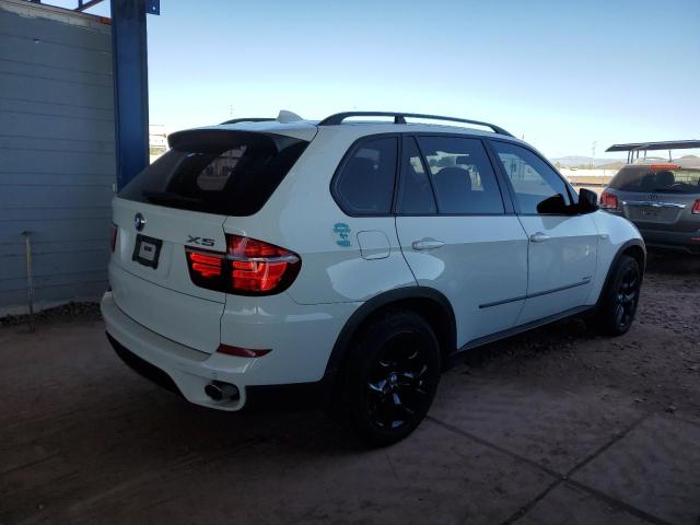 5UXZV4C56CL756067 - 2012 BMW X5 XDRIVE35I WHITE photo 3