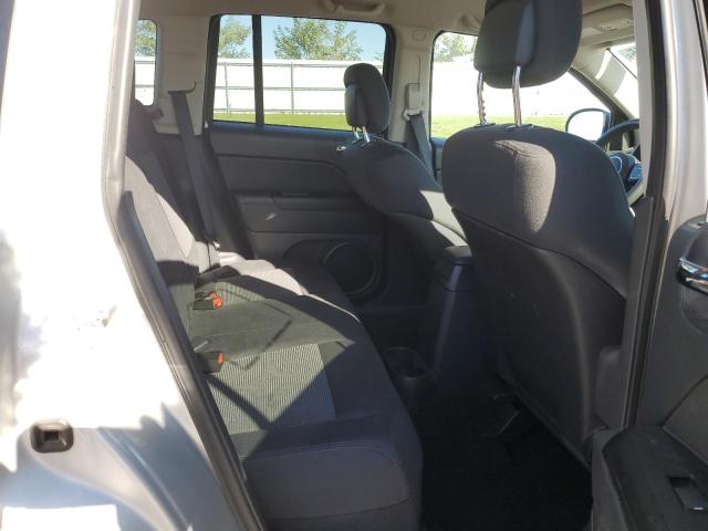 1C4NJDBB6CD624018 - 2012 JEEP COMPASS SPORT Silber Foto 11