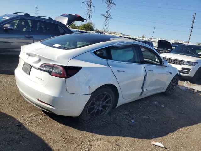 5YJ3E1EBXKF493320 - 2019 TESLA MODEL 3 WHITE photo 3