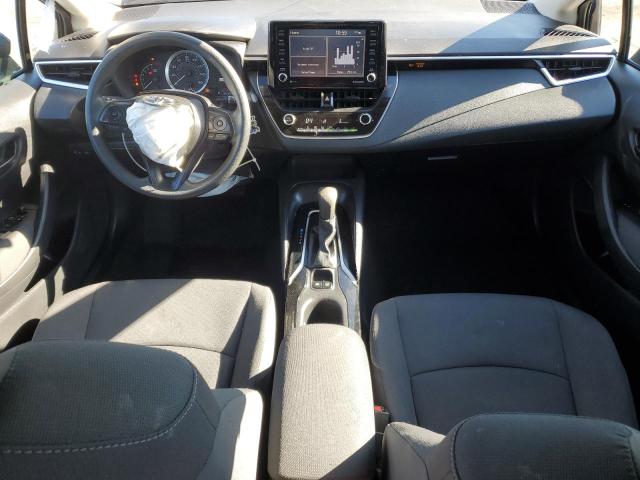 5YFEPMAE8NP372444 - 2022 TOYOTA COROLLA LE BLUE photo 8