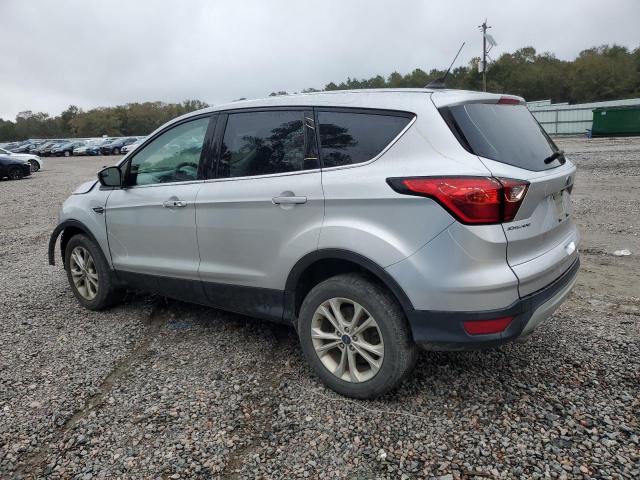 1FMCU9GD0KUC51476 - 2019 FORD ESCAPE SE SILVER photo 2