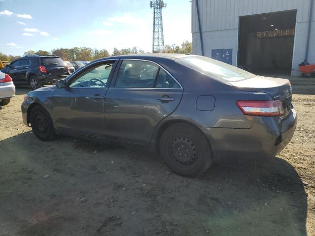 4T1BF3EK4BU193473 - 2011 TOYOTA CAMRY BASE CHARCOAL photo 2