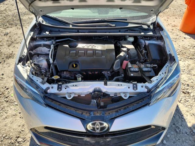 2T1BURHE4HC783522 - 2017 TOYOTA COROLLA L ვერცხლისფერი ფოტო 11