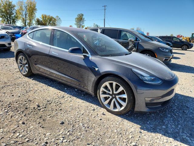 5YJ3E1EBXJF087374 - 2018 TESLA MODEL 3 GRAY photo 4