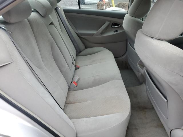 4T1BE46K28U196260 - 2008 TOYOTA CAMRY CE 银色 照片 10