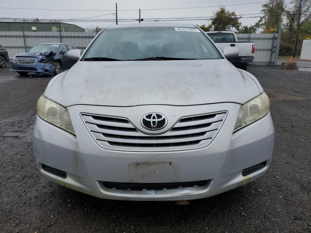 4T1BE46K28U196260 - 2008 TOYOTA CAMRY CE 银色 照片 5