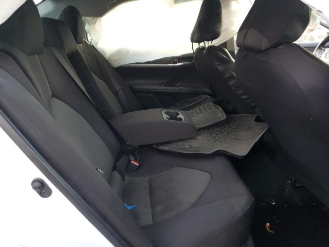 4T1C11AK8NU638220 - 2022 TOYOTA CAMRY LE WHITE photo 10