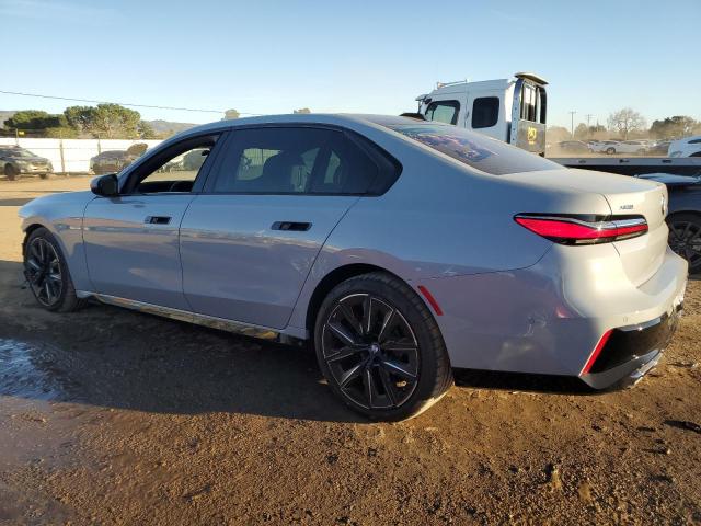 WBA33EJ02PCL61929 - 2023 BMW 760 XI GRAY photo 2