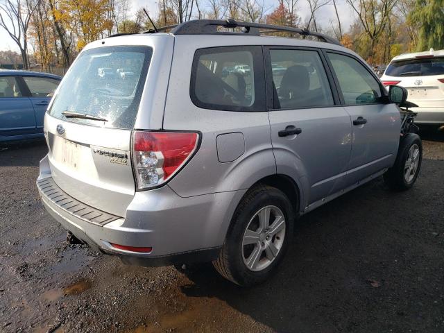 JF2SHABC4DH442349 - 2013 SUBARU FORESTER 2.5X SILVER photo 3