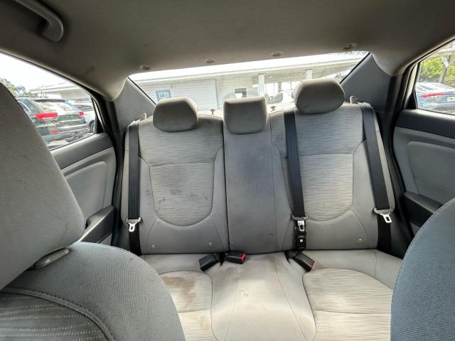 KMHCT4AE5HU333302 - 2017 HYUNDAI ACCENT SE SILVER photo 14