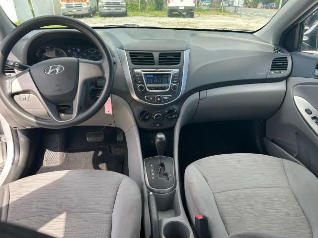 KMHCT4AE5HU333302 - 2017 HYUNDAI ACCENT SE SILVER photo 9