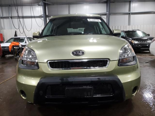 KNDJT2A21A7191184 - 2010 KIA SOUL + GREEN photo 5