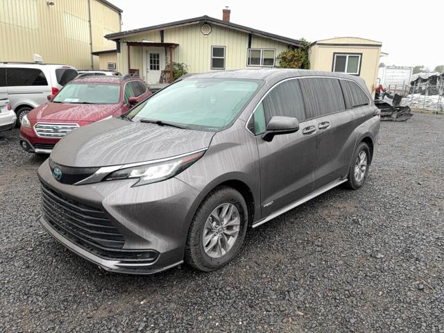 5TDKSKFC7MS005604 - 2021 TOYOTA SIENNA LE 灰色 照片 2