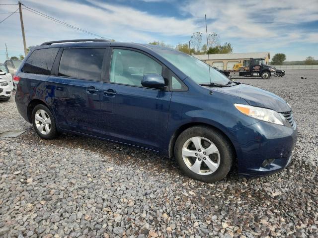 5TDKK3DC3BS044311 - 2011 TOYOTA SIENNA LE ლურჯი ფოტო 4