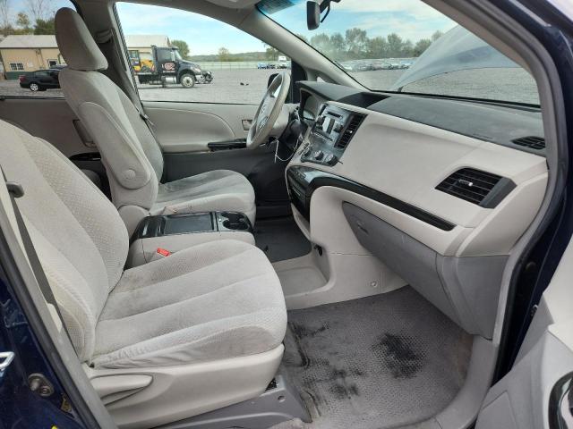 5TDKK3DC3BS044311 - 2011 TOYOTA SIENNA LE ლურჯი ფოტო 7