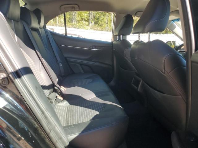 4T1B11HKXJU117446 - 2018 TOYOTA CAMRY L BLACK photo 10