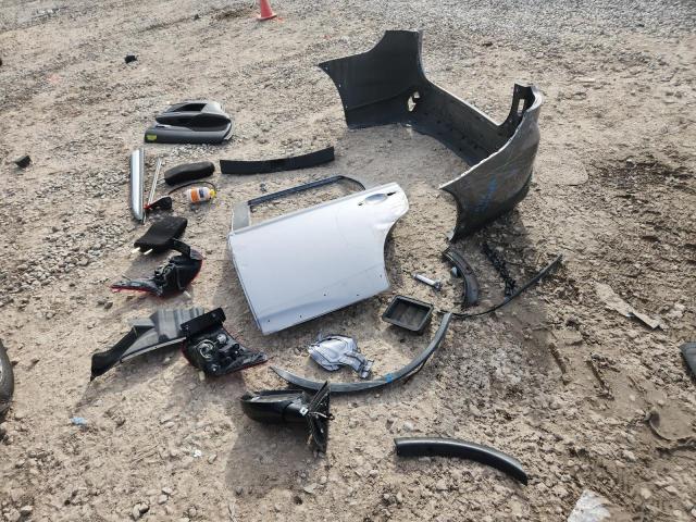 JA4AD2A36KZ006844 - 2019 MITSUBISHI OUTLANDER ES ვერცხლისფერი ფოტო 12