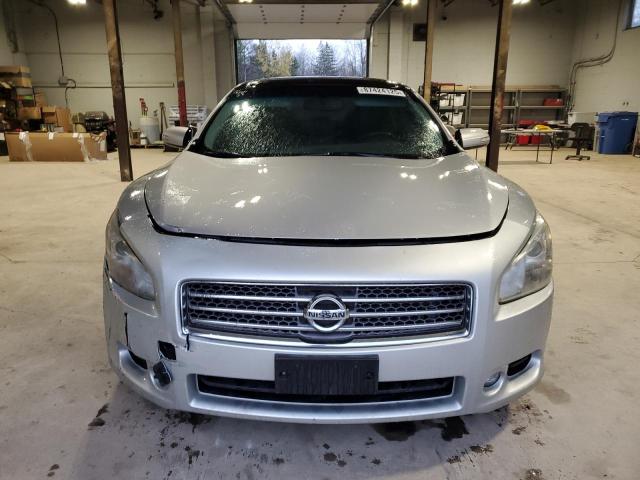 1N4AA51E09C823280 - 2009 NISSAN MAXIMA S SILVER photo 5