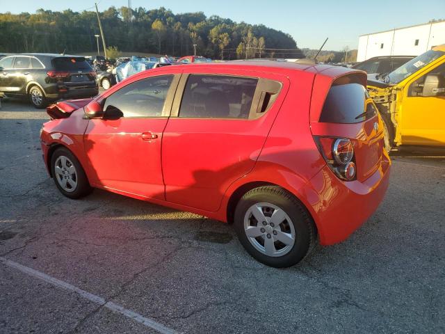 1G1JA6SH2G4111426 - 2016 CHEVROLET SONIC LS RED photo 2