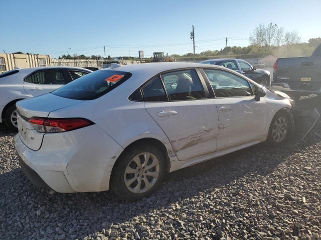 5YFB4MDE4RP136340 - 2024 TOYOTA COROLLA LE 白色 照片 3