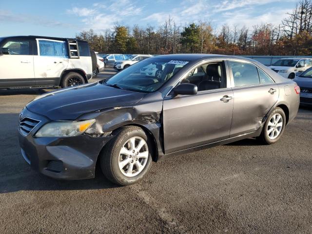 2011 TOYOTA CAMRY BASE, 