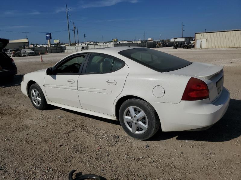 2G2WP552X81182808 - 2008 PONTIAC GRAND PRIX WHITE photo 2