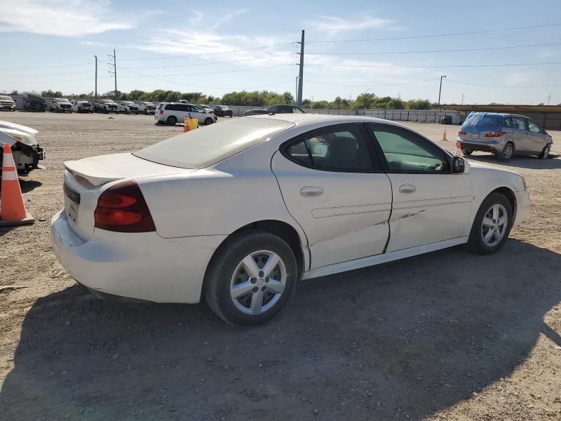 2G2WP552X81182808 - 2008 PONTIAC GRAND PRIX WHITE photo 3