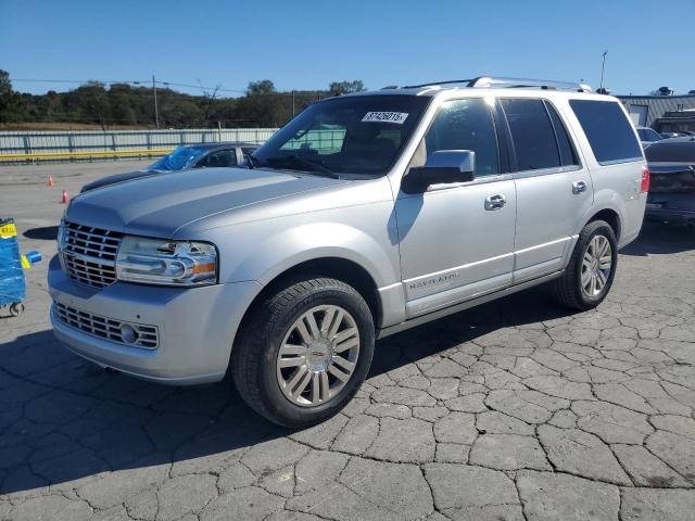 2011 LINCOLN NAVIGATOR, 
