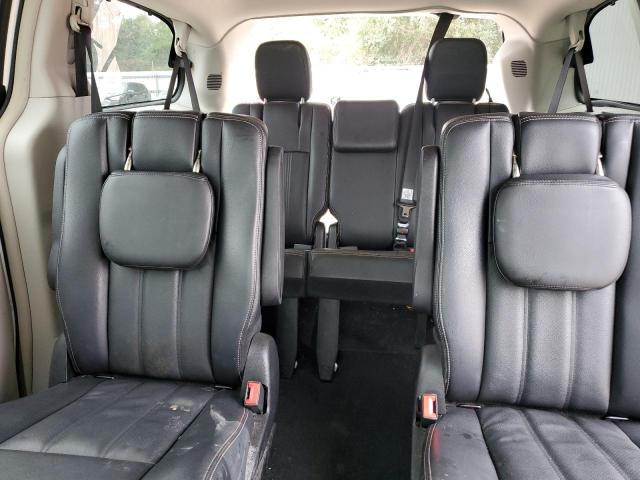 2C4RC1CG2CR393149 - 2012 CHRYSLER TOWN & COU TOURING L WHITE photo 10