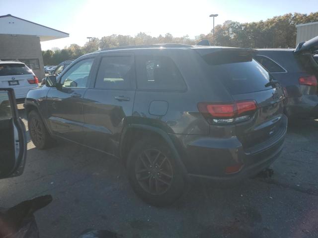 1C4RJFAGXHC670507 - 2017 JEEP GRAND CHER LAREDO GRAY photo 2