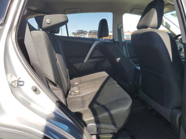 2T3ZFREV0JW497515 - 2018 TOYOTA RAV4 LE SILVER photo 11