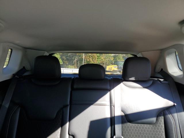 3C4NJCBB8JT194123 - 2018 JEEP COMPASS LATITUDE أبيض صورة 10