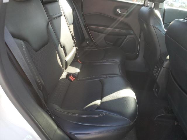 3C4NJCBB8JT194123 - 2018 JEEP COMPASS LATITUDE أبيض صورة 11