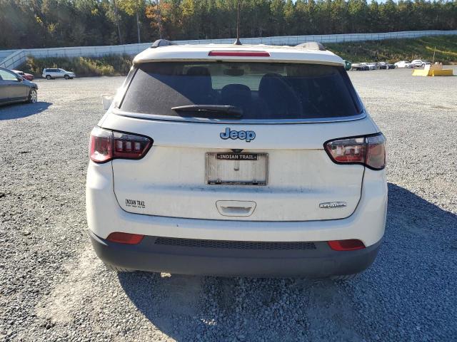 3C4NJCBB8JT194123 - 2018 JEEP COMPASS LATITUDE أبيض صورة 6