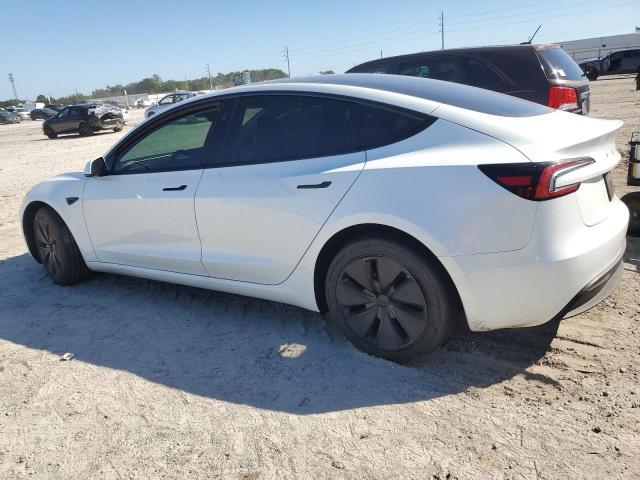 5YJ3E1EA6SF973507 - 2025 TESLA MODEL 3 WHITE photo 2