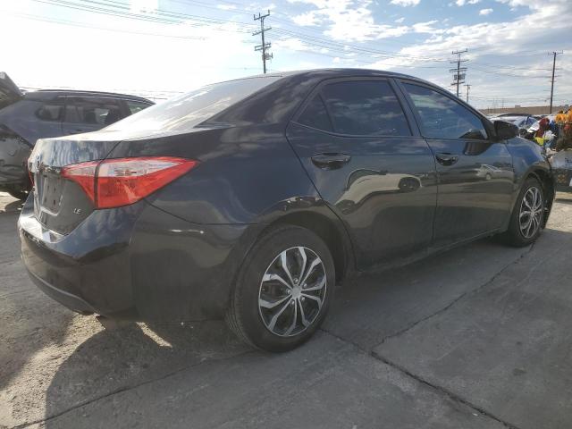 2T1BURHE8JC031974 - 2018 TOYOTA COROLLA L BLACK photo 3