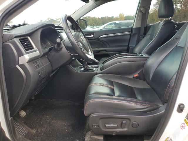 5TDKZRFH6KS355531 - 2019 TOYOTA HIGHLANDER SE Weiß Foto 7