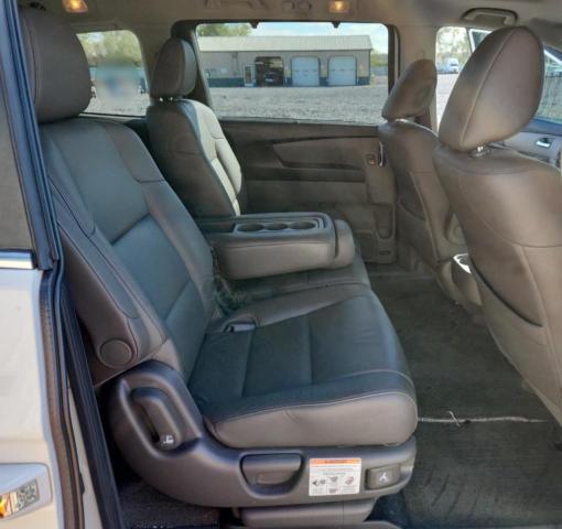 5FNRL5H67FB070920 - 2015 HONDA ODYSSEY EXL WHITE photo 11