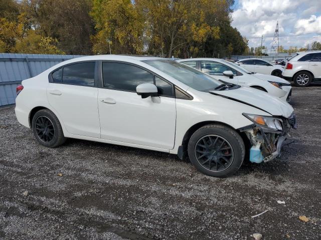 2HGFB2F52FH046776 - 2015 HONDA CIVIC LX WHITE photo 4